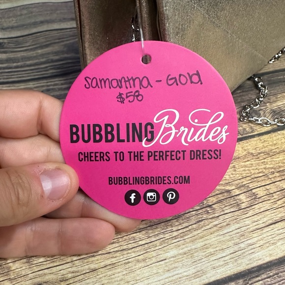 EUC Bridesmaid Elegant Gold Clutch Bag (Samantha) with Chain Shoulder Strap - Picture 11 of 16